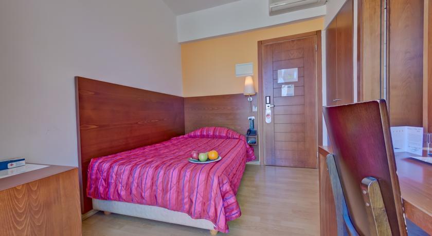 Marin Hotel Heraklion  Bagian luar foto